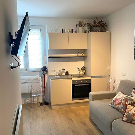 Accomodo Mim26 Monolocale Porta Venezia Apartamento Milão Exterior foto