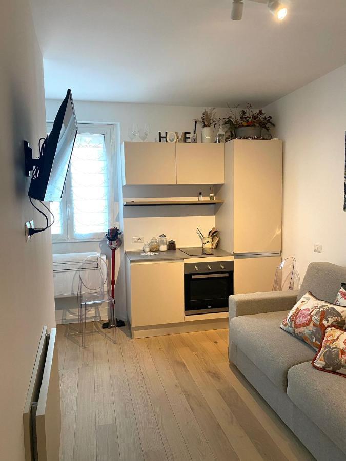 Accomodo Mim26 Monolocale Porta Venezia Apartamento Milão Exterior foto